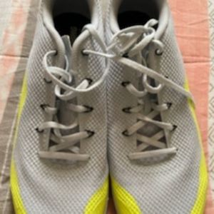 Nikey Running shoes
